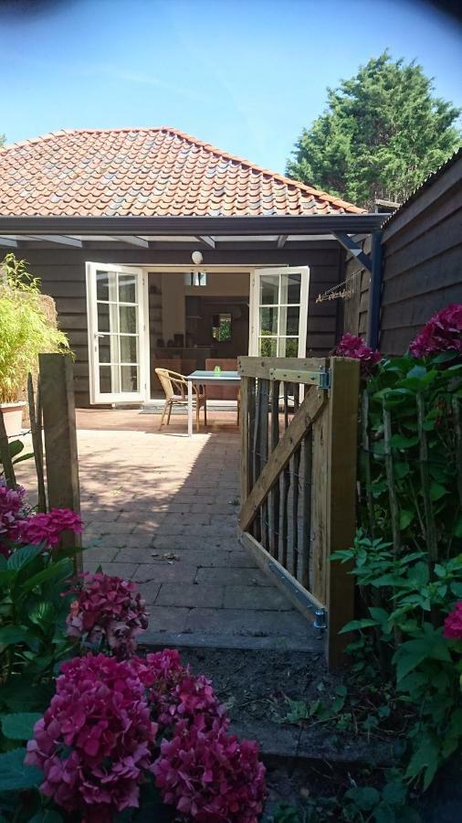Ouddorp Vakantiehuisje Екстер'єр фото
